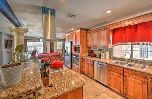 Glen Heather Estates Casa | Pool Hot Tub Putting Green Fenced Yard