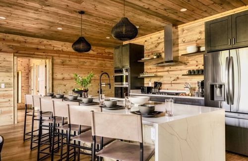 Pittman Center Cabina | POOL, Hot Tub, Theater, Game Room, Fire Pit - Sanctuary at Kettle Creek