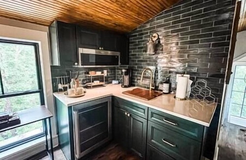 Hanahan Casa | Pool House on a tidal creek