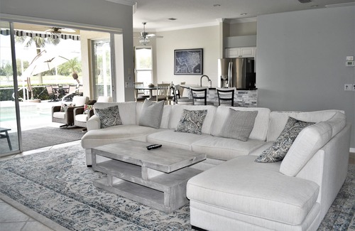 Sarasota Casa | Pool House on Golf Course