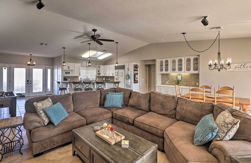 Lake Havasu City Casa | Pool & Lake Havasu Views: Gorgeous Desert Escape!