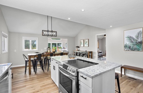 Huron Casa | Pool, Pickleball and Sleeps over 30 People