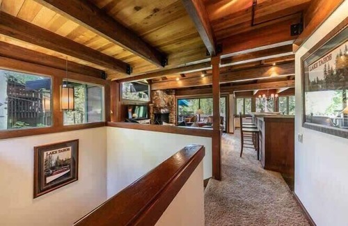 Tahoe Tavern Casa | Close to Palisades@LakeFront Property-Walk to Town