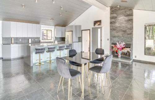 Western Malibu Casa | Pool, Spa and Ocean Views - Modern Home in Malibu!