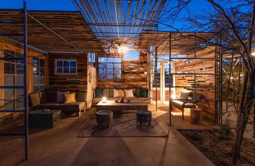 Joshua Tree Highlands Casa | Pool - Spa - Views - 5Min > Park - Quiet Compound