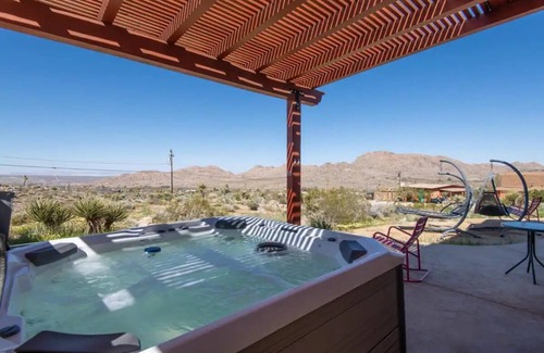 Joshua Tree Highlands Casa | Pool - Spa - Views - 5Min > Park - Quiet Compound