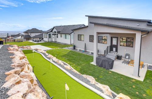 North Ogden Apartamento | Pool Table and Putting Green! Scenic Ogden Escape
