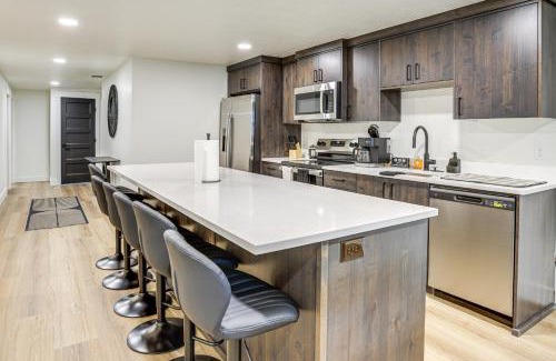 North Ogden Apartamento | Pool Table and Putting Green! Scenic Ogden Escape