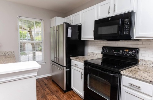 Goose Creek Casa | Pool Table, Spacious 3 Story, 4 bedroom Dwelling
