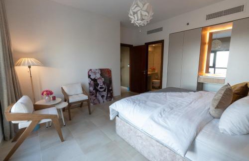 Jeddah Apartamento | Pool View 2-Bedroom Apartment