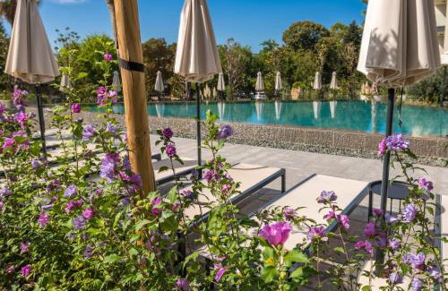 Saints Constantine and Helena Apartamento | Pool view Apartment Azur Deluxe Resort & Spa