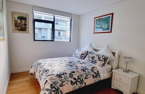 Macquarie Park Apartamento | Pool View of Marquarie Park Paradise