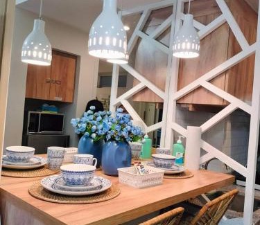 Mactan Export Processing Zone Apartamento | Pool View Room 333B Amani Grand Resort near Mactan Cebu Airport Free wifi, netflix, pool and gym house, 3mins to airport