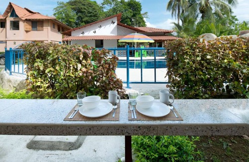 Manzanillo Casa | Poolside | Beach Access | Walk to Dining