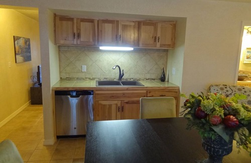 Mount Ida Apartamento | Poolside King Cabana with full kitchen, king bed, sleeper sofa and pool access. by RedAwning