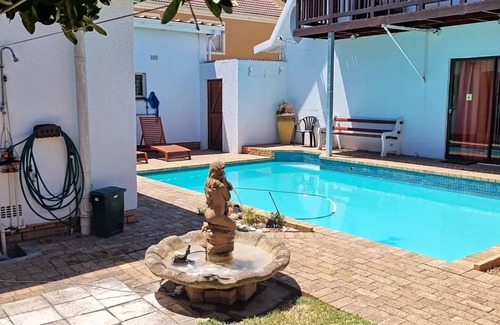 Cape Town Apartamento | Poolside Paradise