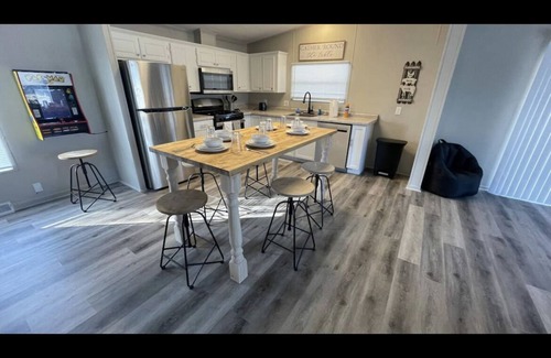 Norwalk Casa | Pop A Shot Game/Cedar Pt/Kalahari/Summit Race/Sports park