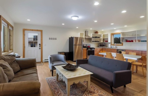 Frankfort Casa | Lake Bluff Preserve Poplar Apartment con vista al lago Michigan para 6 personas