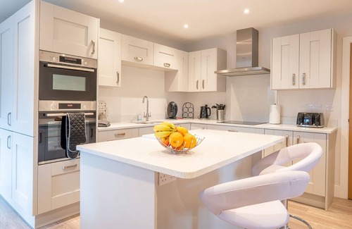 Ebrington Cabaña | Poplar House - sleeps 8 guests in 4 bedrooms