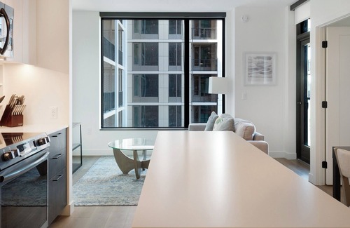 Southwest Apartamento | PoplarHouse 1BD 4 - One Bedroom Apartment, Sleeps 2