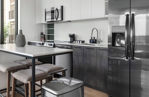 Southwest Apartamento | PoplarHouse 2BD 1 - Two Bedroom Apartment, Sleeps 4