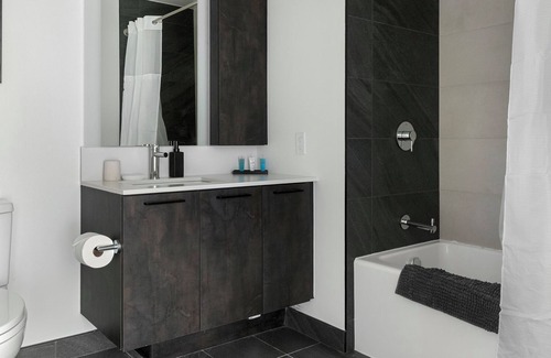 Southwest Apartamento | PoplarHouse 2BD 4 - Two Bedroom Apartment, Sleeps 4
