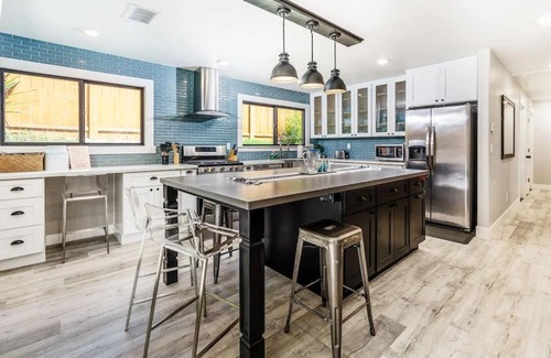 Spinnaker Hill Casa | Poppy Cottage Open Floor Plan Modern Luxury