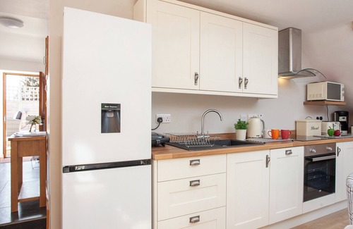 Hewish Cabina | Poppy Cottage - UK31296