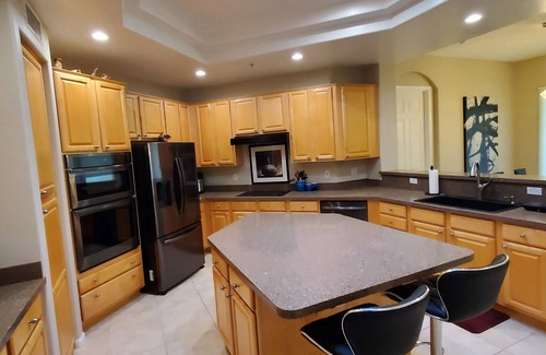 Talon Retreat Casa | POPULAR NO. SCOTTSDALE GUARD-GATED FURNISHED TOWNHOME SUMMER DEAL...3,650/mo