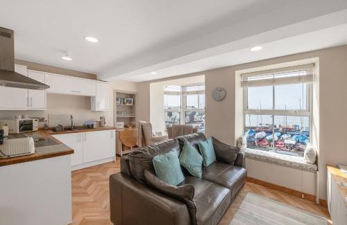 Aberdovey Apartamento | Popular Sea View Apartment