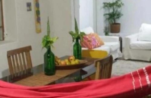 Centro Casa | Porão reformado no centro de Floripa