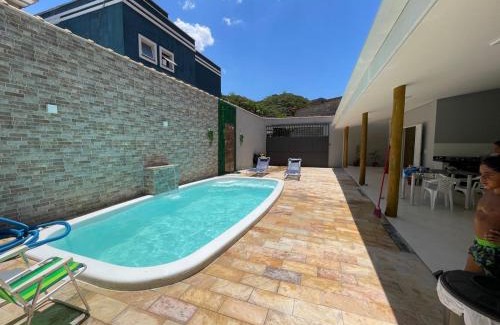 Folha Seca Casa | Por mais dias assim em Ubatuba