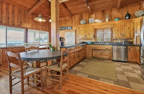 Treasure Beach Village Casa | Porpoise in Mind; 3 BR SGI Home- Sleeps 12, Beachfront, Pet Friendly!