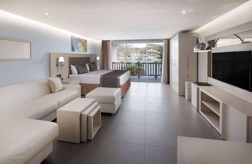 Cole Bay Complejo | Port de Plaisance Resort, Trademark Collection by Wyndham