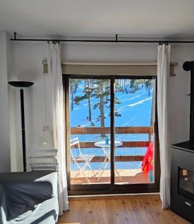 La Coma I la Pedra Apartamento | Port del Comte Apartment - A PIE DE PISTA