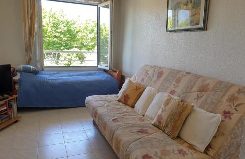 Frejus Port Apartamento | PORT FREJUS Studio Cabine 100m des plages 4 Person