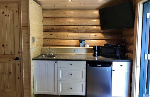 Port Hardy Cabina | Port Hardy RV Resort