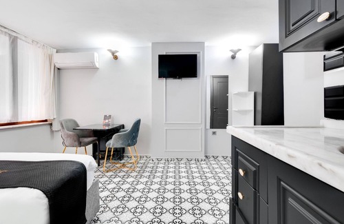 Kabatas Casa | Port İstanbul Otel