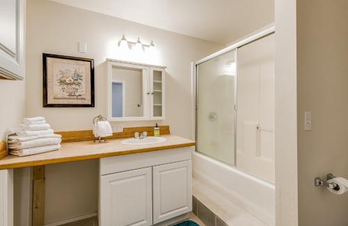 Camano Island Casa | Port Susan Bay - B