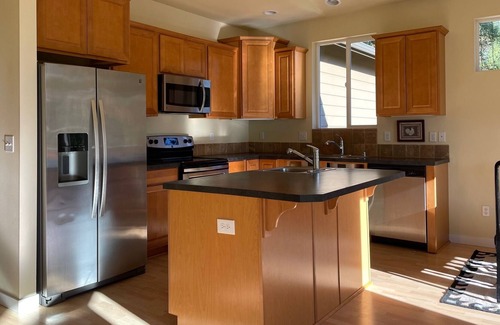 Port Townsend Casa | Port Townsend spacious home in a country setting.