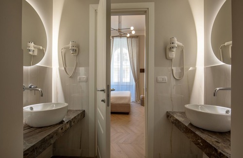 Rione XIV Borgo Casa | Porta Castello Suites