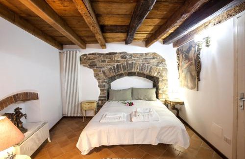 Citta Alta Apartamento | Porta Dipinta House Bergamo Alta