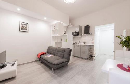 Porta Garibaldi Apartamento | Porta Garibaldi White Flat