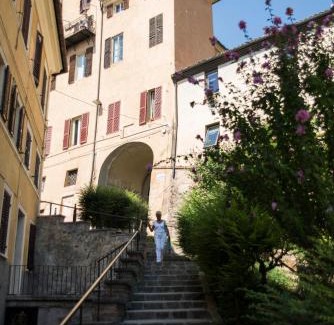 Jesi Casa | Porta Mazzini Affittacamere