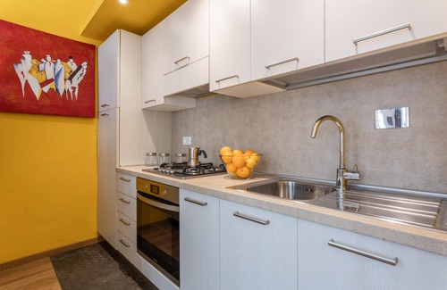 Cit Turin Apartamento | Porta Susa Studio Apartment by Wonderful Italy