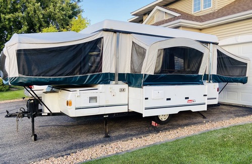Waconia Casa | Portable Travel Popup Camper Pet Friendly AC/Heat