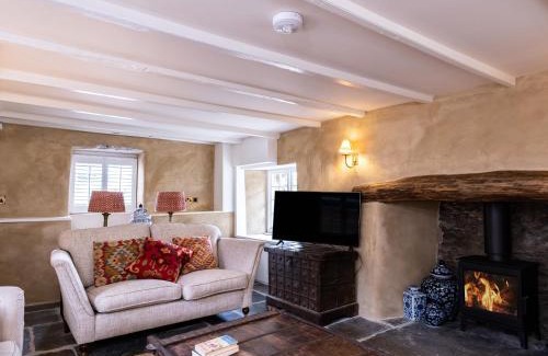 Rock Casa | Porthilly Greys