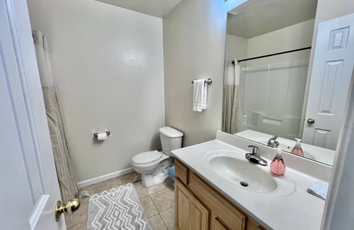 Valley Falls Casa | Portifino 3Br King suite in Boiling Springs