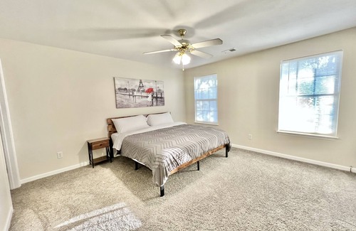 Valley Falls Casa | Portifino 3Br King suite in Boiling Springs