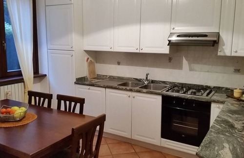 Lezzeno Casa | Porción de villa directamente en el lago